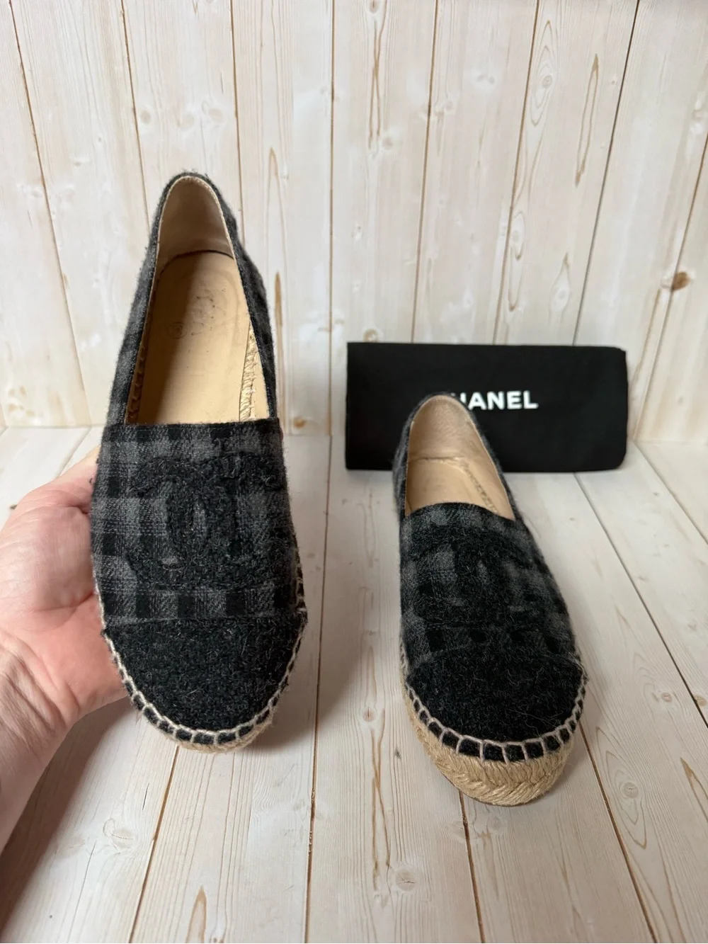CHANEL Flannel CC Espadrille Flats Dark Grey/Black Sz 36 / 6
